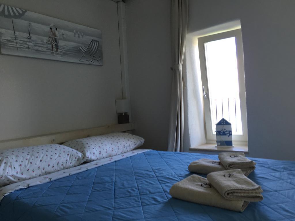 Appartamento Casa Svalba Rovigno Esterno foto