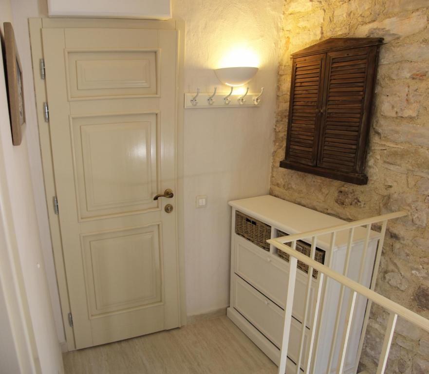 Appartamento Casa Svalba Rovigno Esterno foto